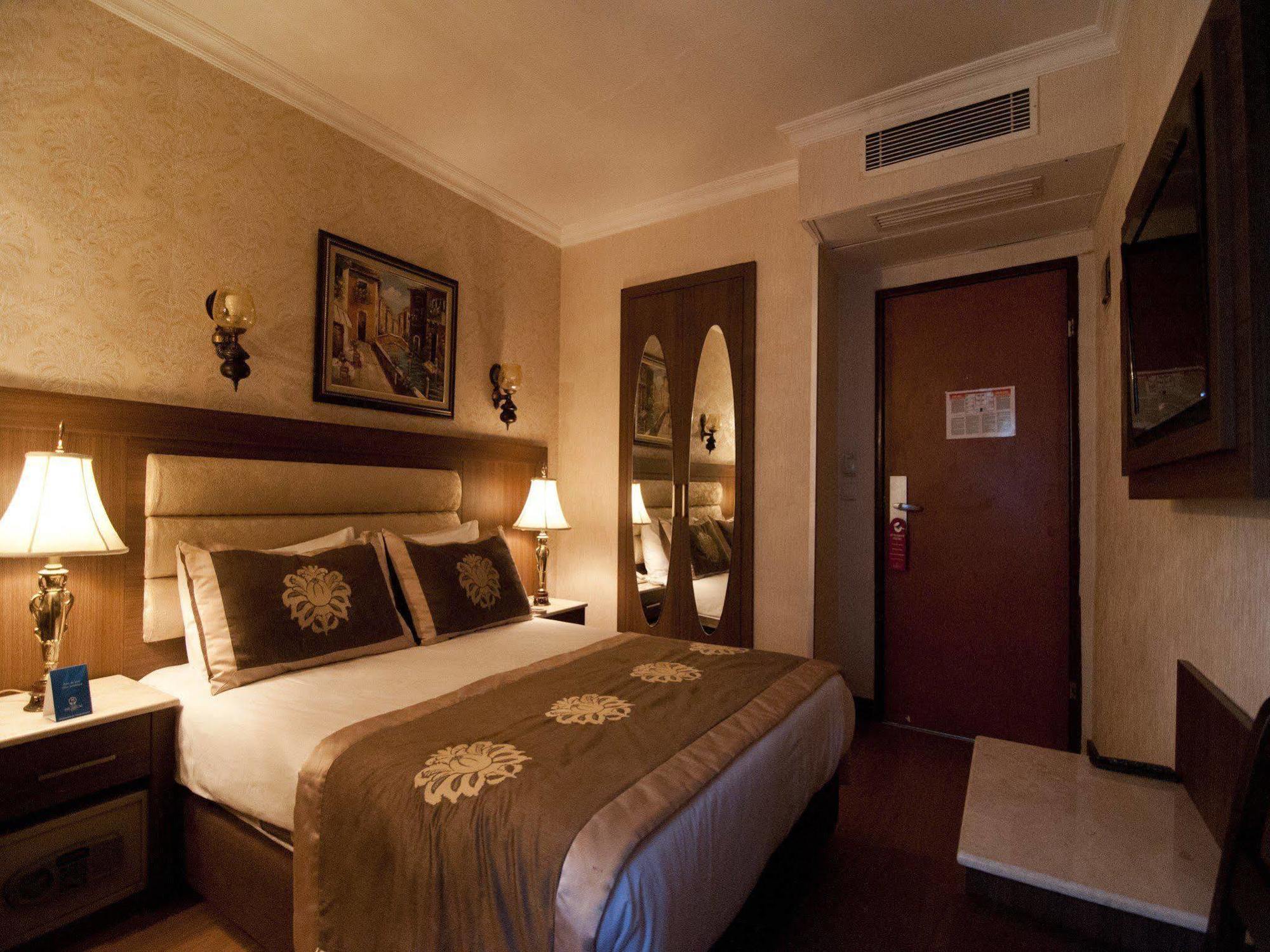 Grand Hilarium Hotel Istanbul Exteriör bild