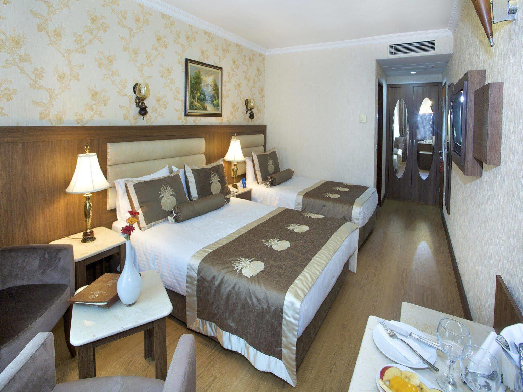 Grand Hilarium Hotel Istanbul Exteriör bild